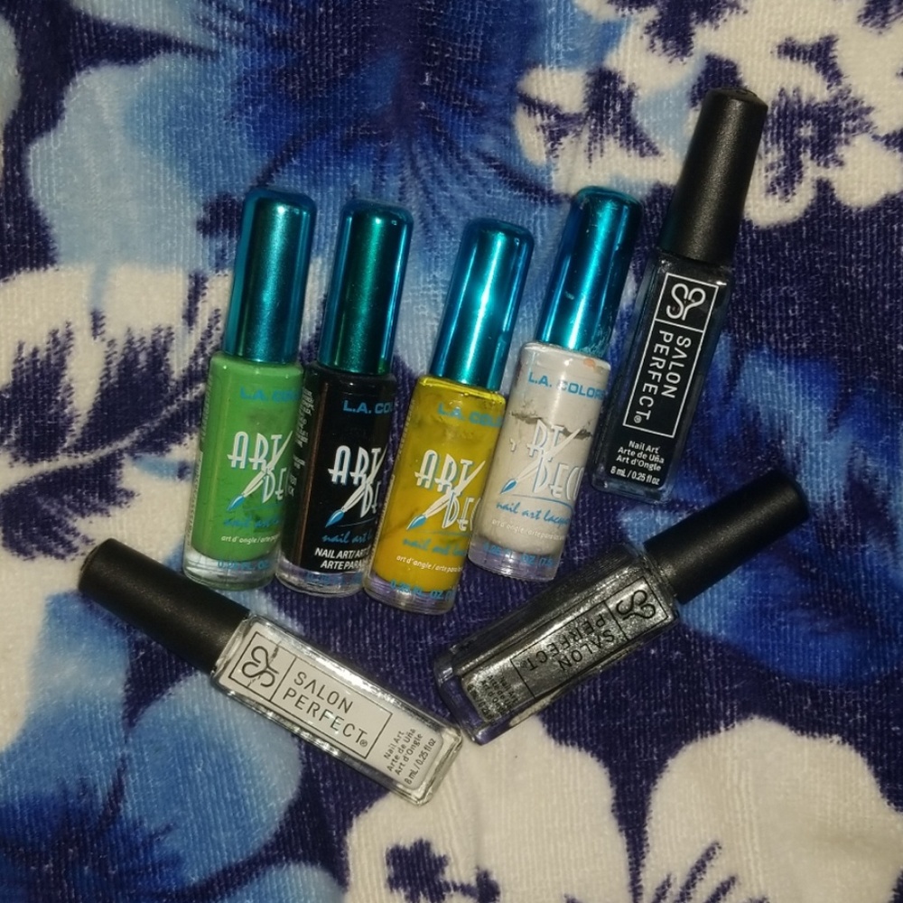 Set of 7 nail design nail polishes